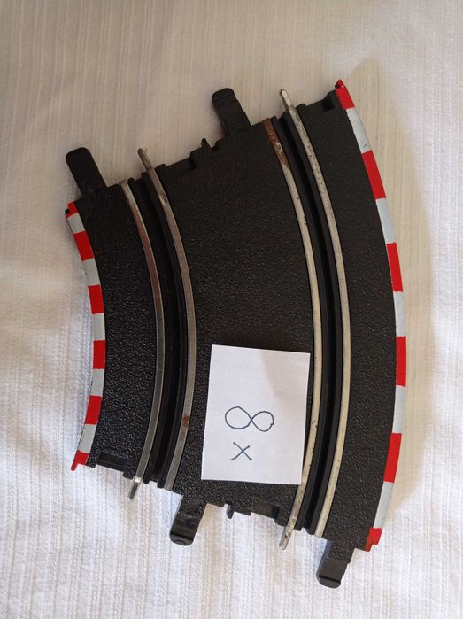 peças de pista elétrica de carros.