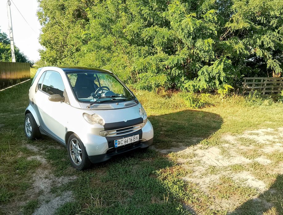 Продам Smart 2001
