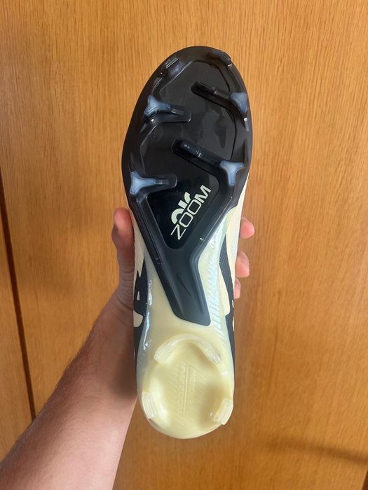 Chuteira Nike air zoom mercurial