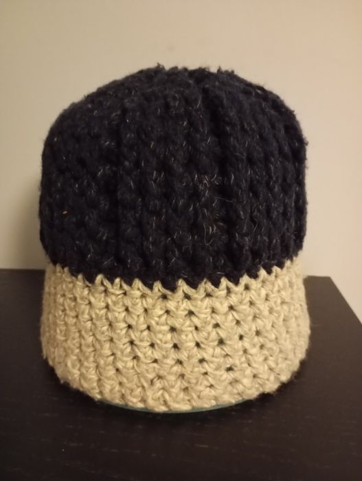 Gorro e luvas em lã
