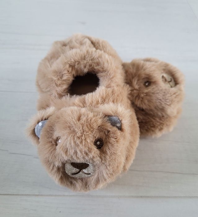 Buty niemowlęce dziecięce 20 21 nowe misie kapcie domowe niechodki