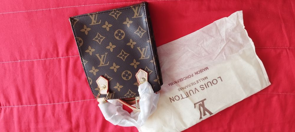 Mala Luís Vuitton nova