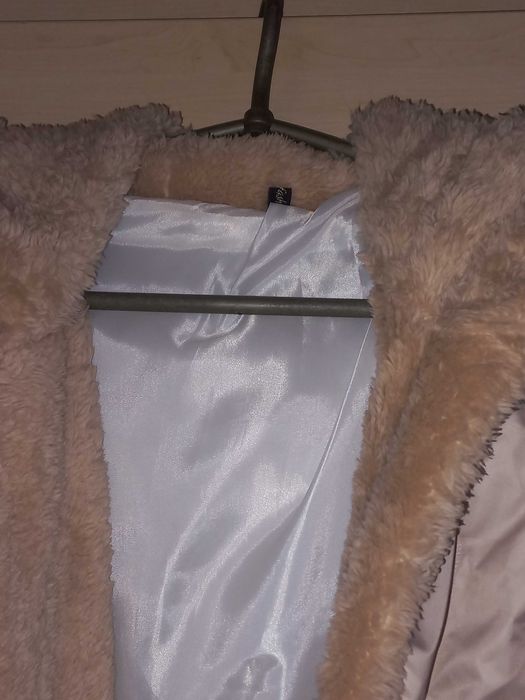 Куртка жіноча на осінь