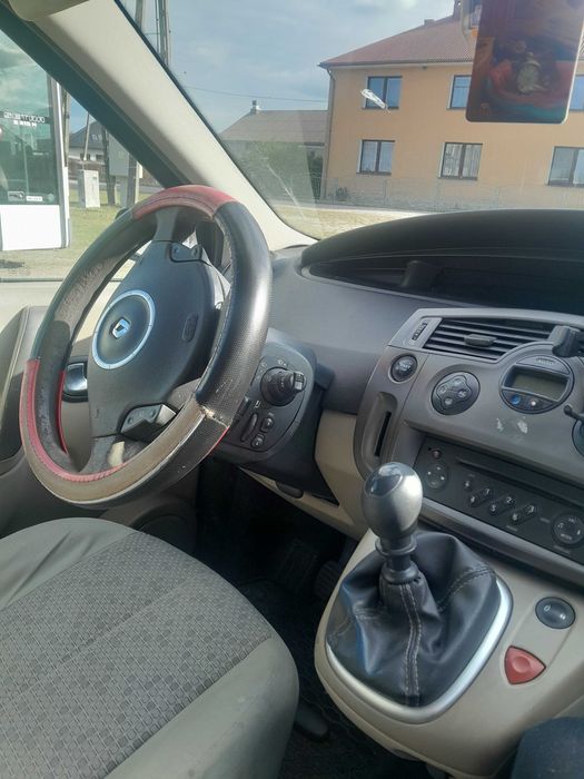 Sprzedam auto megane scenic