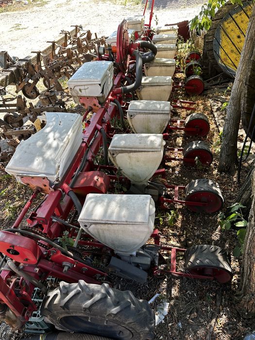 Сівалка просапна УПС-8