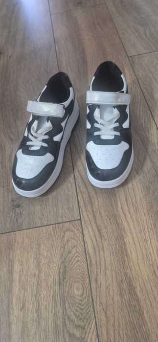 Продам взуття чоловіче