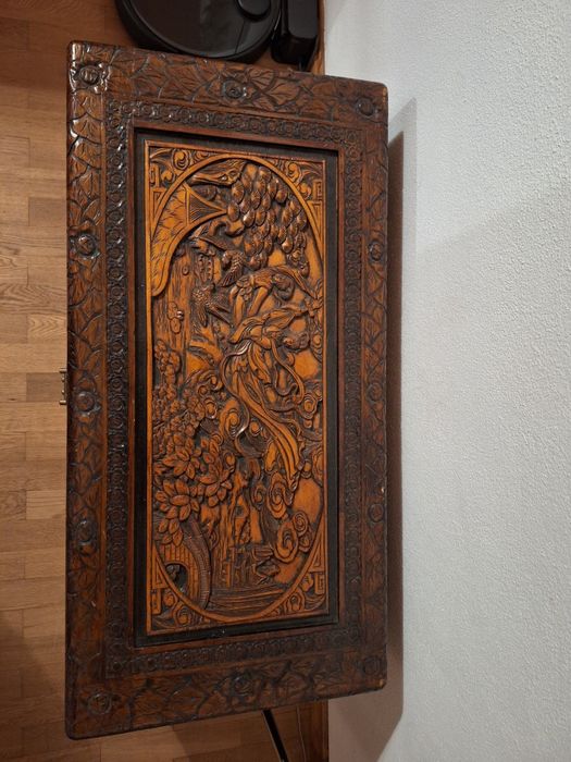 Arca antiga trabalhada em Madeira excelente estado
