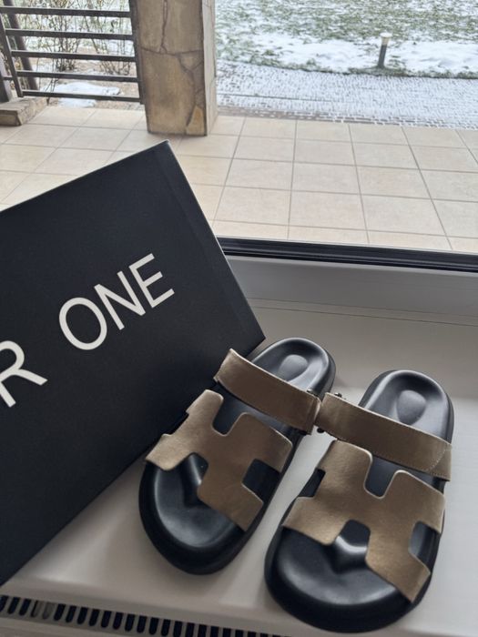 Пподам тапки R ONE