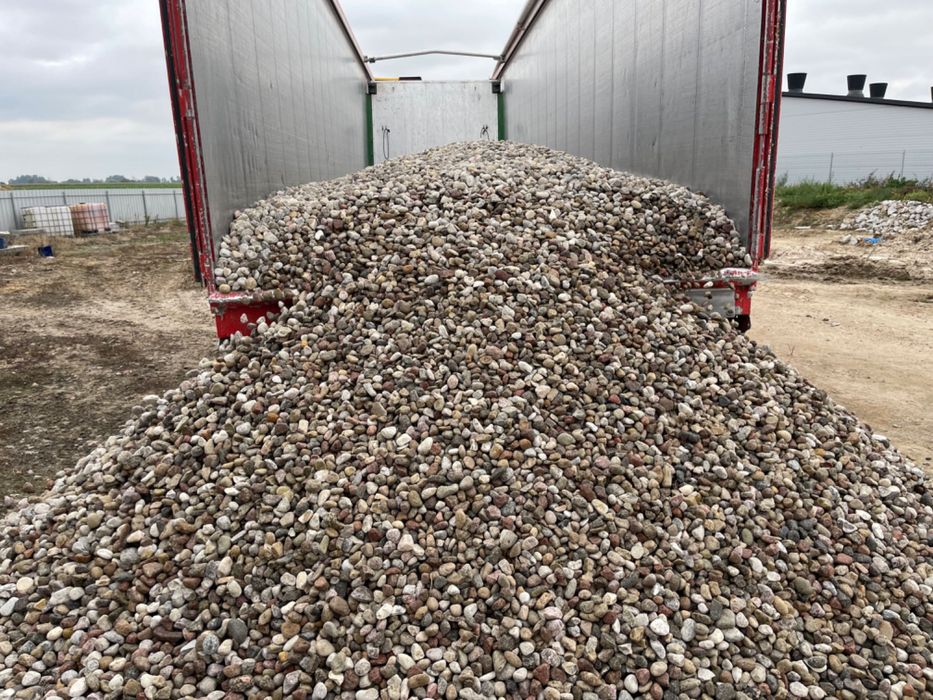 Kamień 16-32 ilości cało samochodowe ok 26 ton