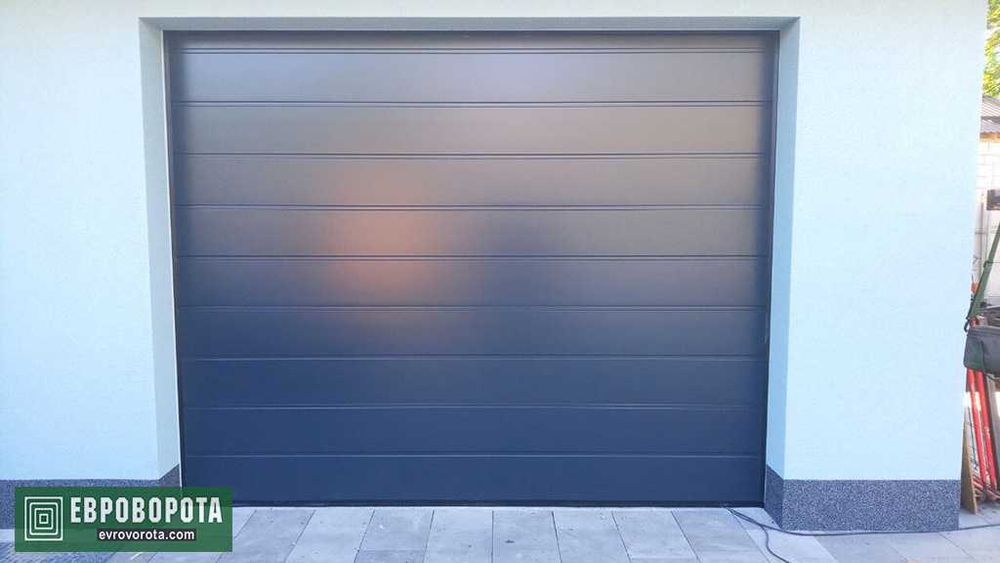 Гаражные секционные ворота Алютех Цена 500 Евро Распродажа склада!