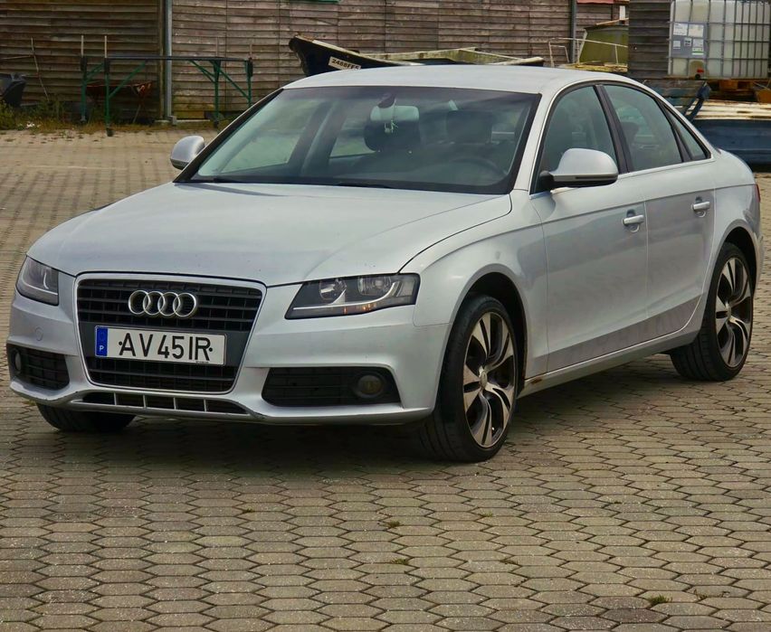 Audi A4 B8 2.0TDI 142cv 2008 Em excelente estado caixa 6 velocidades