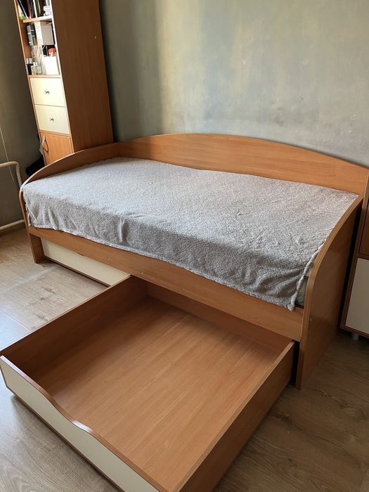 Комплект меблів дитячих