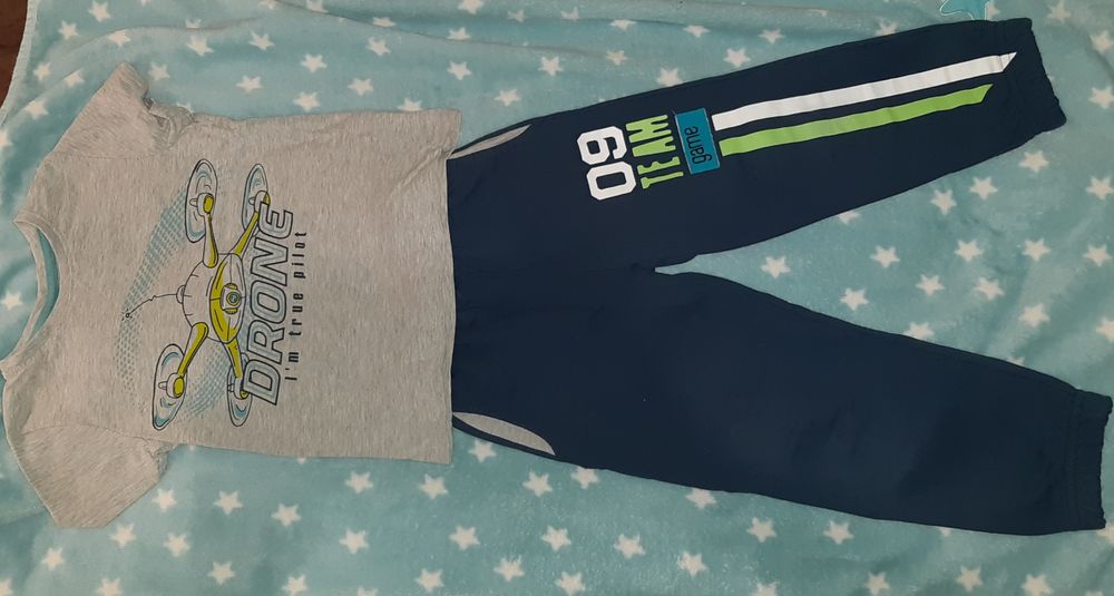 Koszulka i spodnie 104