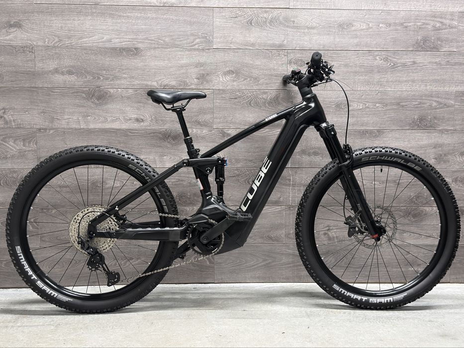 Гірський електровелосипед Cube ( рама S колеса 27.5) BOSCH ,FOX