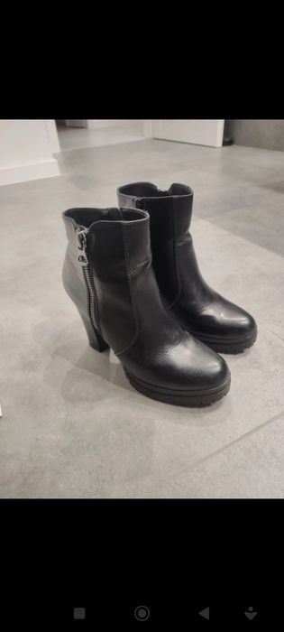 Czarne Botki r 41