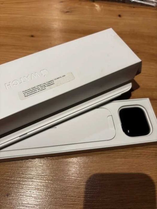 Apple Watch 8 GPS + cellular LTE 45mm