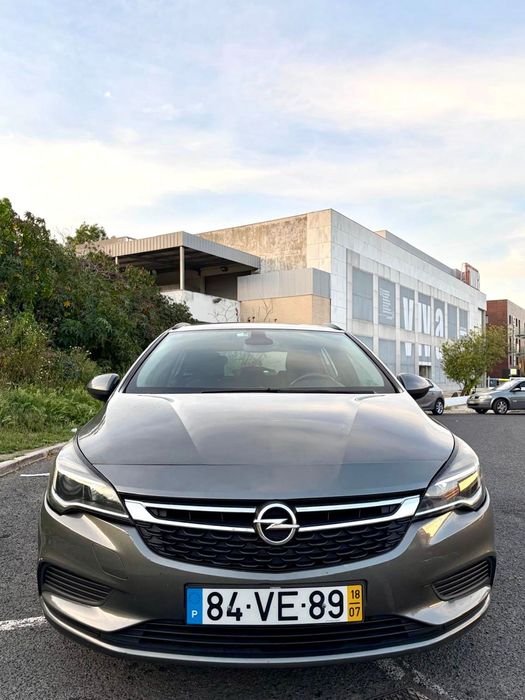 Opel Astra Sport Toure 1.6cdti 110cv 2018 - Nacional