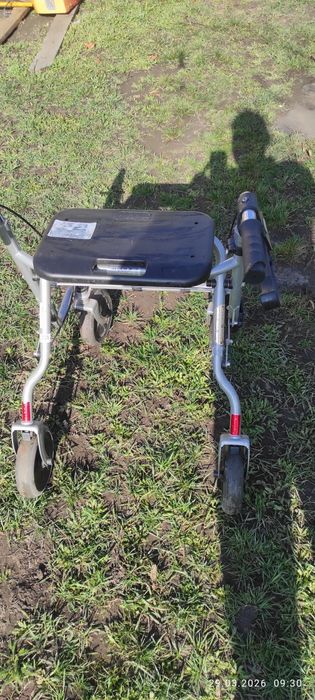 Продам ходунки для пожилых людей