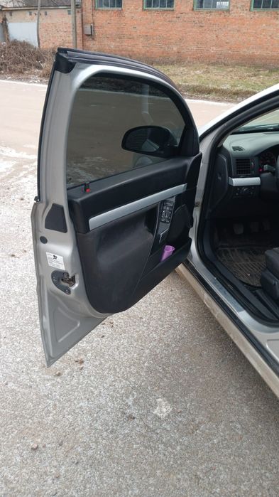 Продам опель вектра.1.8