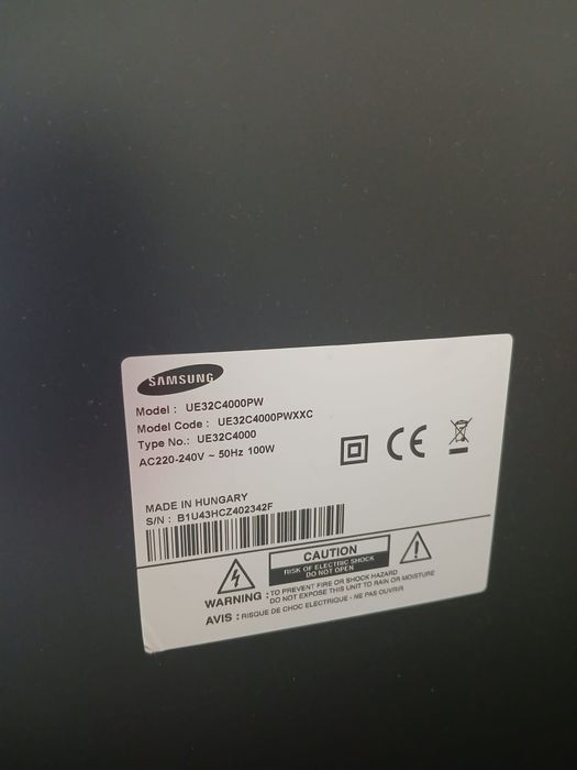 TV Samsung 32" em bom estado