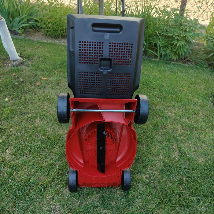 Kosiarka elektryczna Einhell GC-EM 1232  1200 Watt