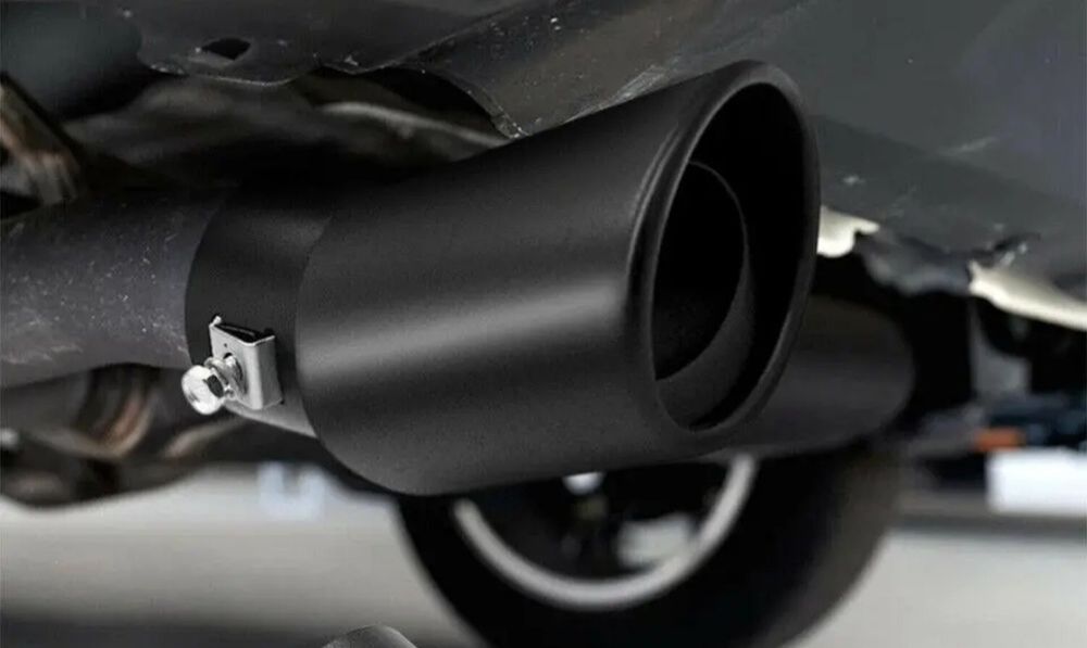 Ponteira de escape com curva