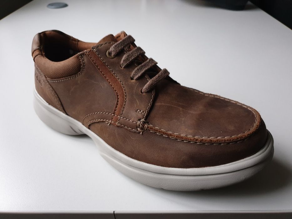 Clarks  черевики чоловічі 42.5 устілка 28 см  кросівки  кеди взуття обувь ботинки   (  як ECCO , Geox , Skechers )