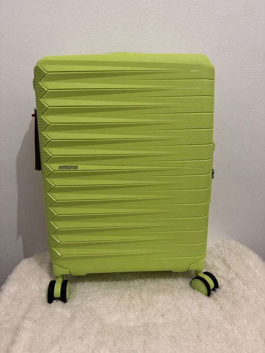 Mala de Cabine 55cm Expansível 4 Rodas NOVA - American Tourister