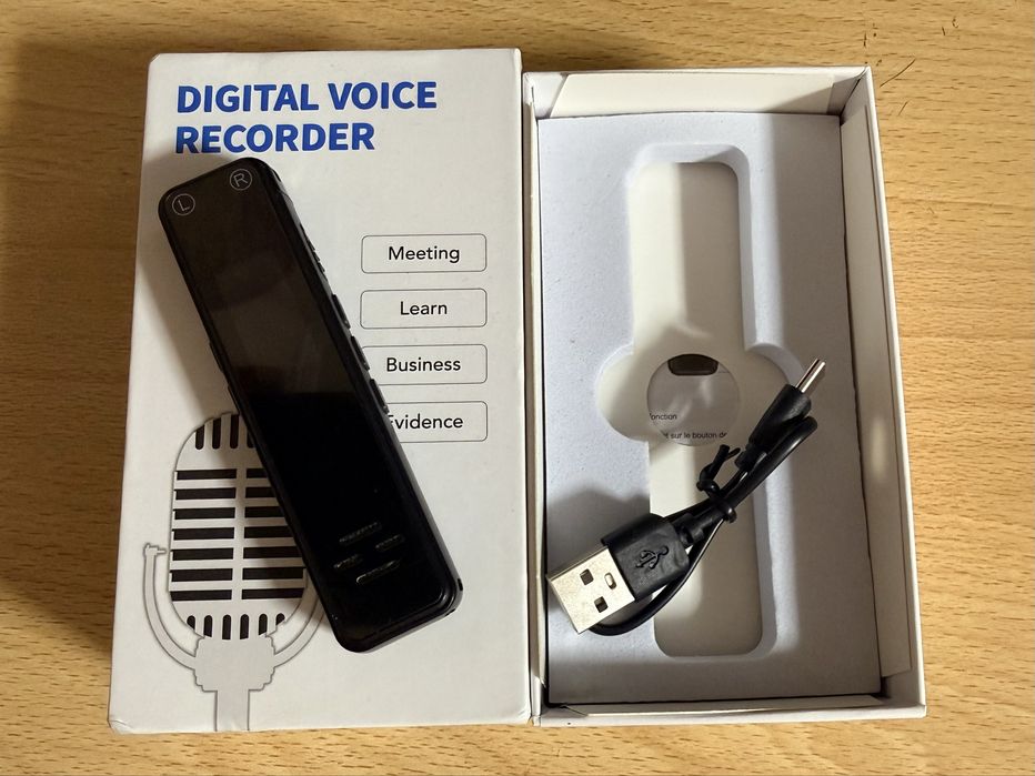 Продам диктофон 64гб мр3