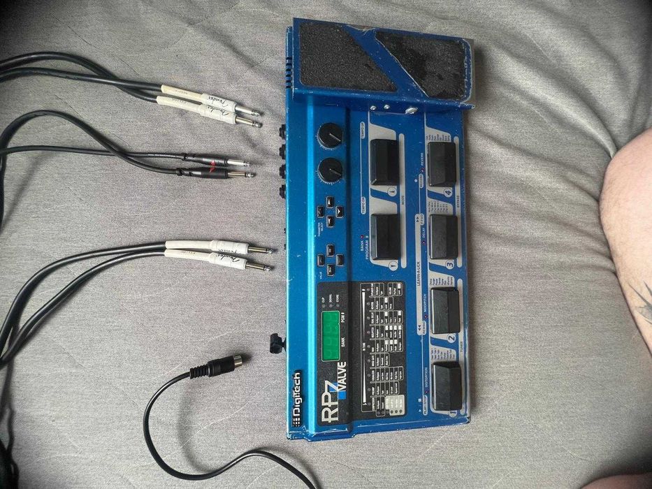 Lampowy multiefekt gitarowy Digitech rp7 valve