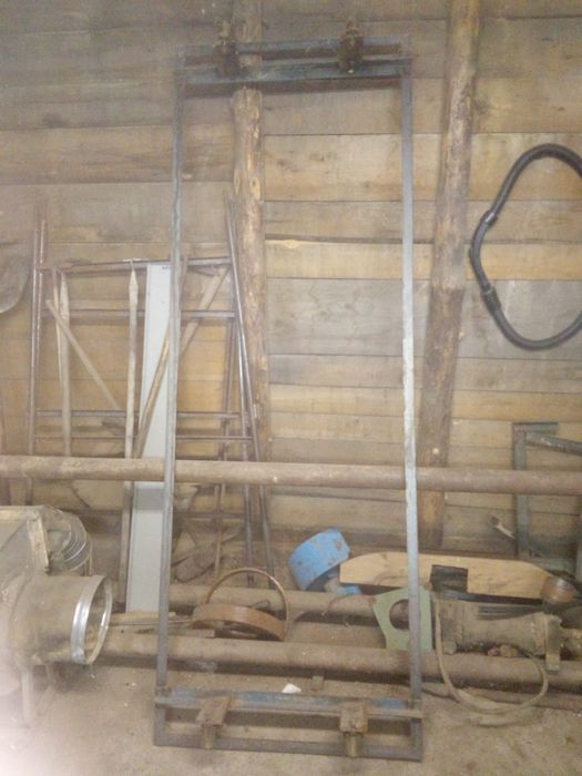 Ленточная шлифовальная машина