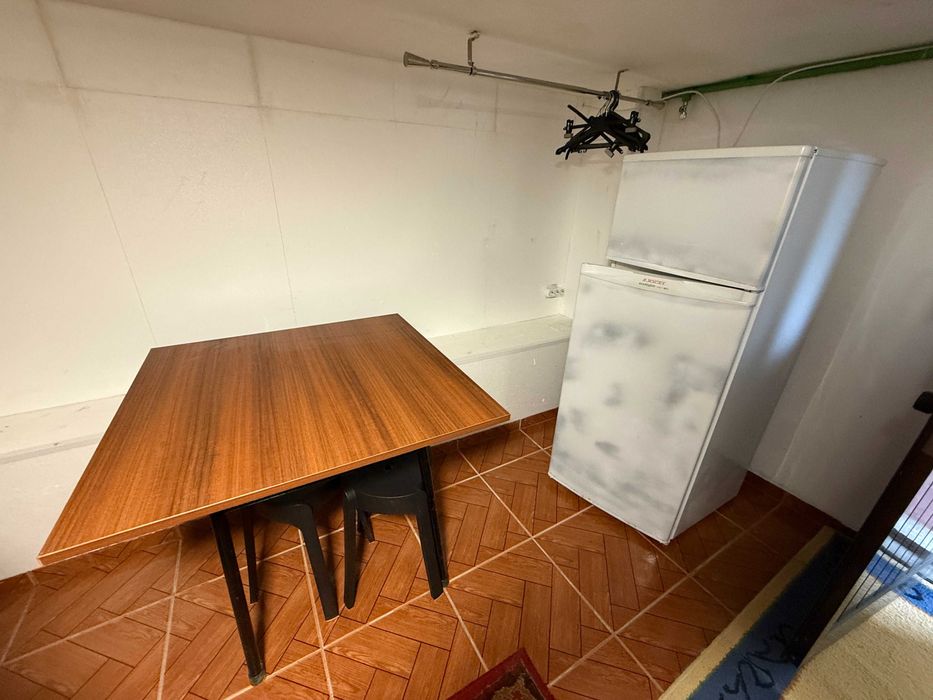 Quarto mobilado em Carvalhas Barcelos com parque privado