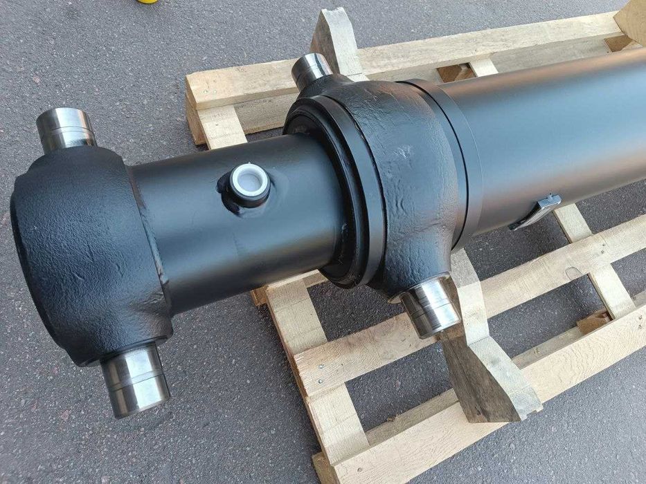 Гідроциліндр HYDROLIDER для підйому кузова | Фронтальні та підкузовні гідроциліндри для тягачів, самоскидів, причепів