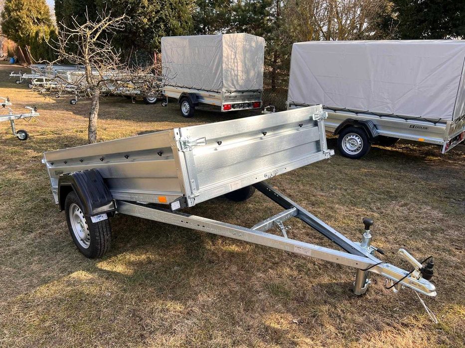 Sprzedam przyczepkę samochodową firmy Zasław 235SU z uchyłem