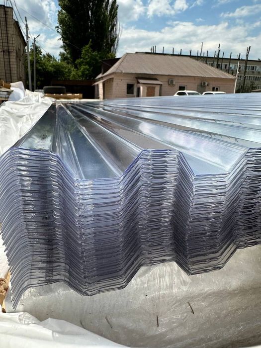 Монолитный и профилированный поликарбонат (Швейцария) всегда в НАЛИЧИИ