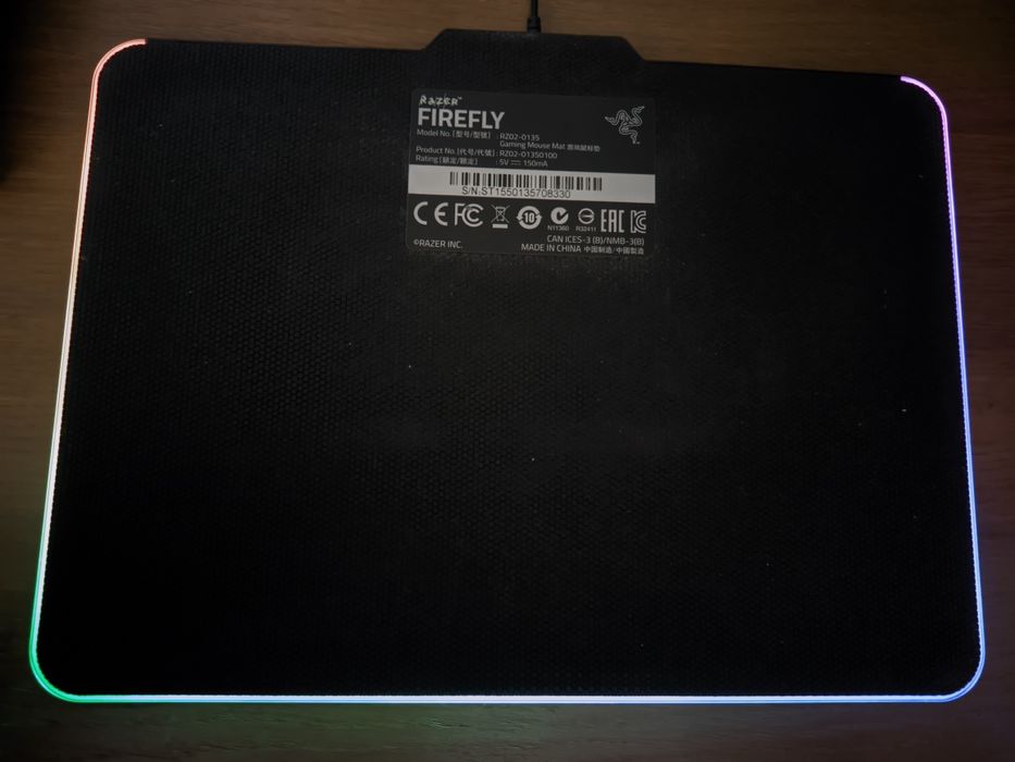 Razer Firefly Hard-Gaming Mouse Pad64297733798401121