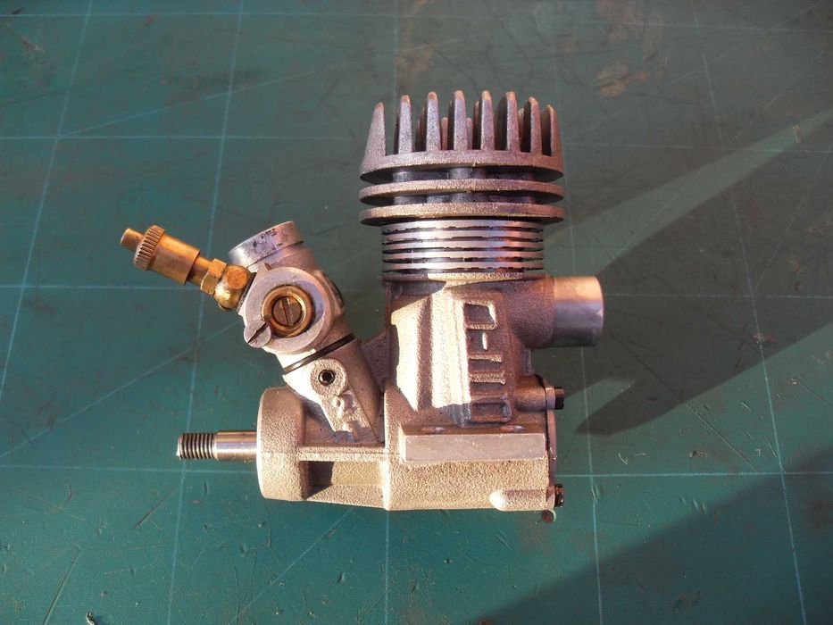 SILNIK Nitro Spalinowy  21 3,5 ccm Modele RC