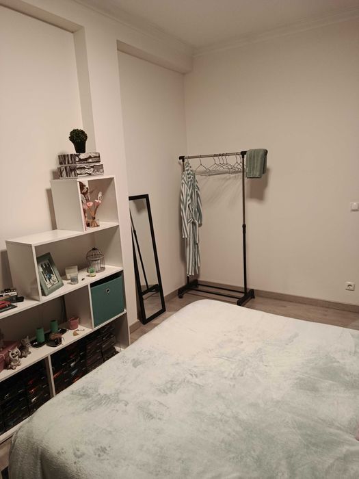 Quarto em apartamento T3