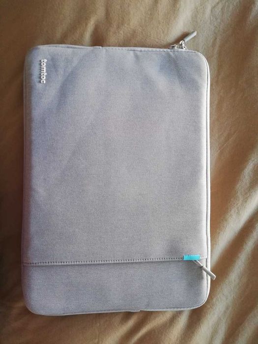 Capa/Bolsa Tomtoc para computador de 16 polegadas