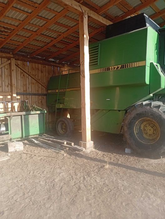 Продам комбайн джондіра 1177
