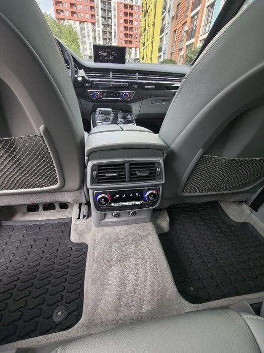 Audi Q7 2019 VIN WA1VAAF71KD034046 фото оголошення 22 з 24