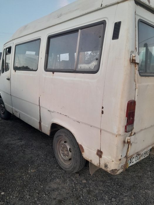 Мерседес спрінтер Т 1 бус пасажир