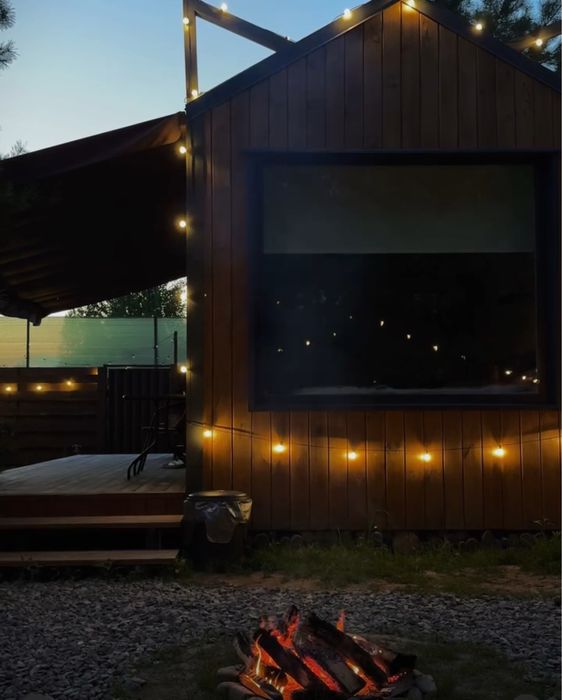 СЬОГОДНІ ВІЛЬНО | Будиночок з чаном у лісі — для двох, 15 хв від Києва