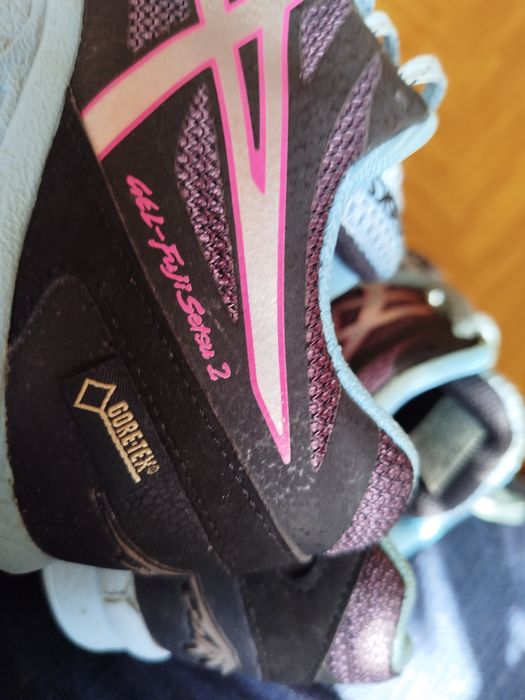 asics buty sportowe z kolcami rozmiar 40