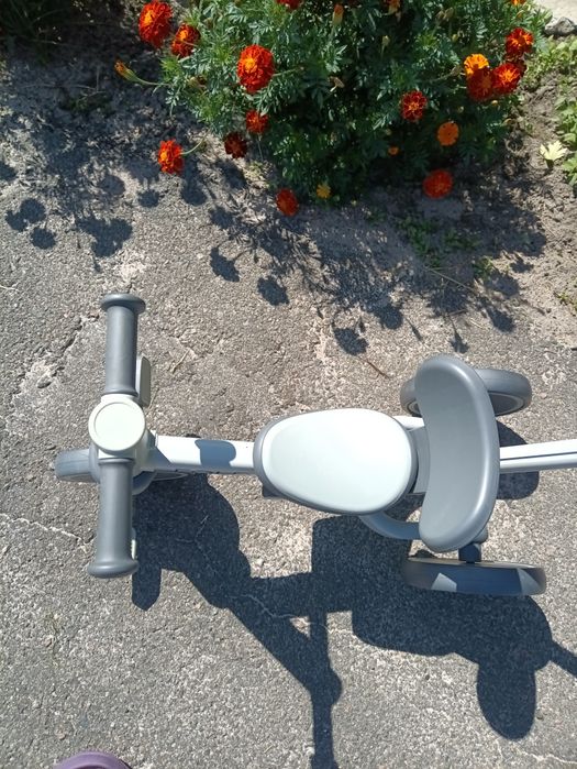 Дитячий триколісний велосипед