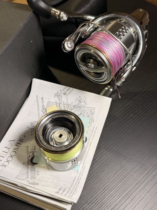 Shimano stella 18 с3000mhg