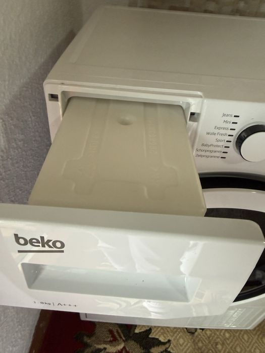 Сушка Beko.