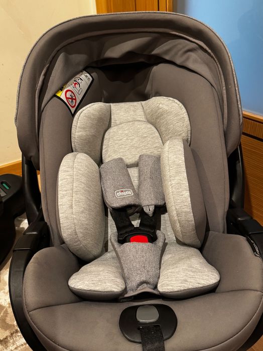 Chicco First Seat Recline i-Size + Base Full 360 Isofix