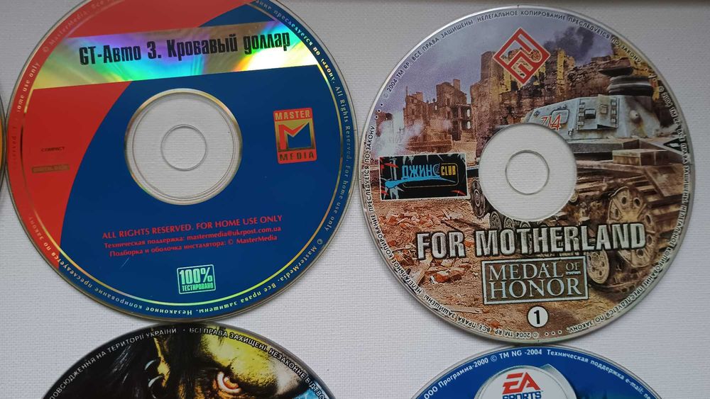 Игры ПК раритет 7 дисков FIFA WarCraft Call of Duty