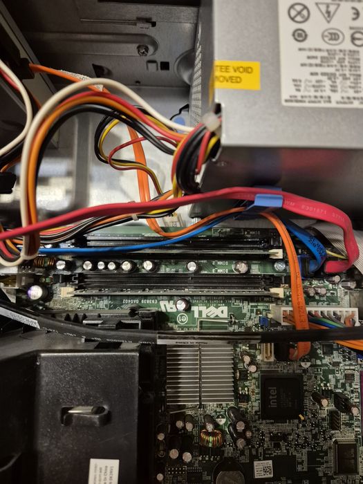 Komputer stacjonarny Dell Optiplex 780